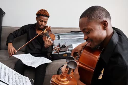 Guitar lesson at Talanta Craftcode Music and Art Space